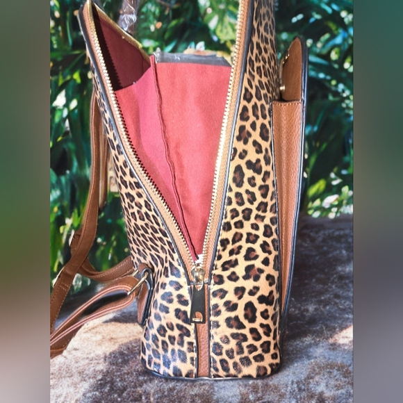 Leopard Print Backpack - Picture 3 of 10